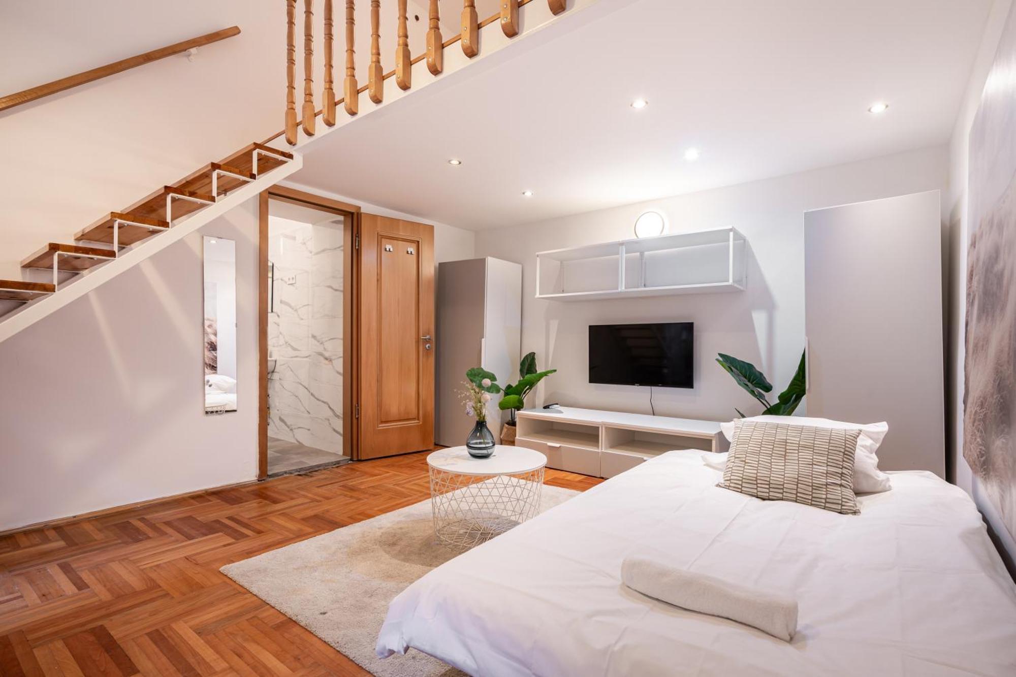 H9- Boutique Apartments, Best Location, By Bqa Budapest Exteriör bild